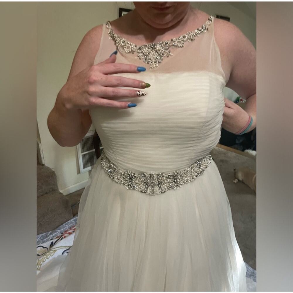 Sample gown Zurc for Impression bridal - Picture 15 of 16